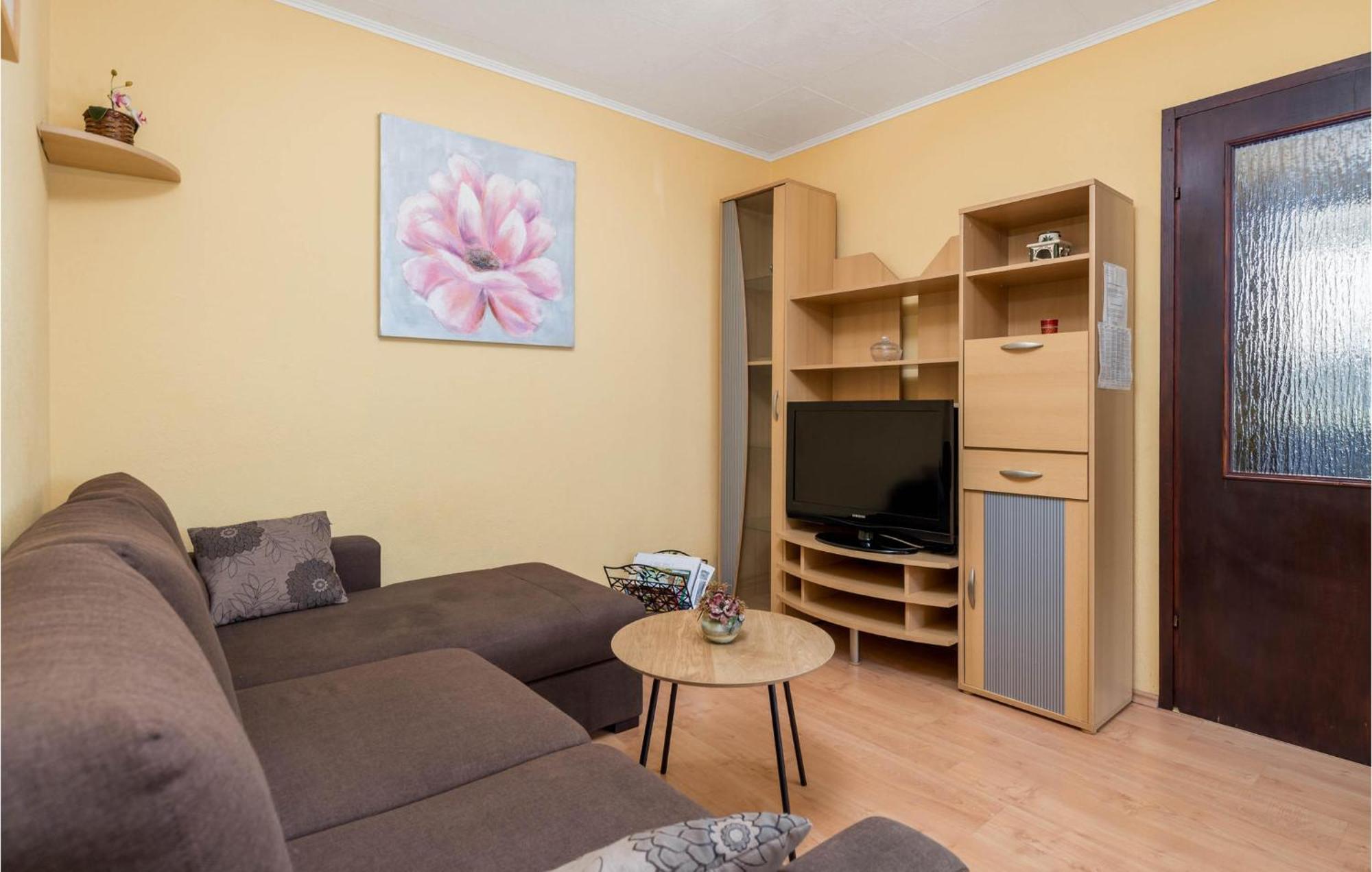 Stunning Apartment In Lovran With Kitchen Esterno foto